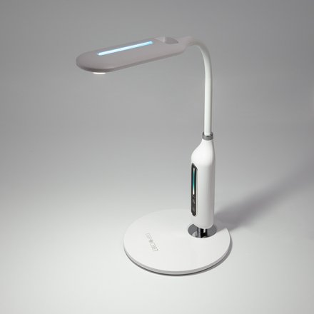 Настольный светодиодный светильник 8Вт, 450лм, белый Eurosvet