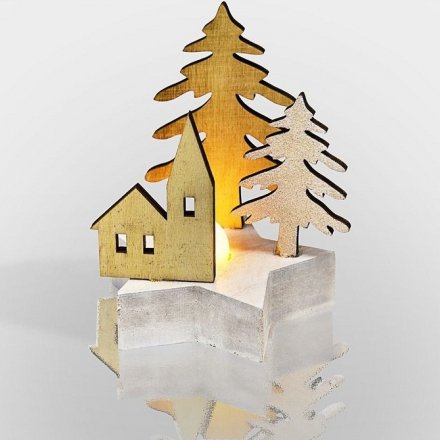 Новогодняя деревянная фигурка с подсветкой "Домик в лесу" 9*8*10 см